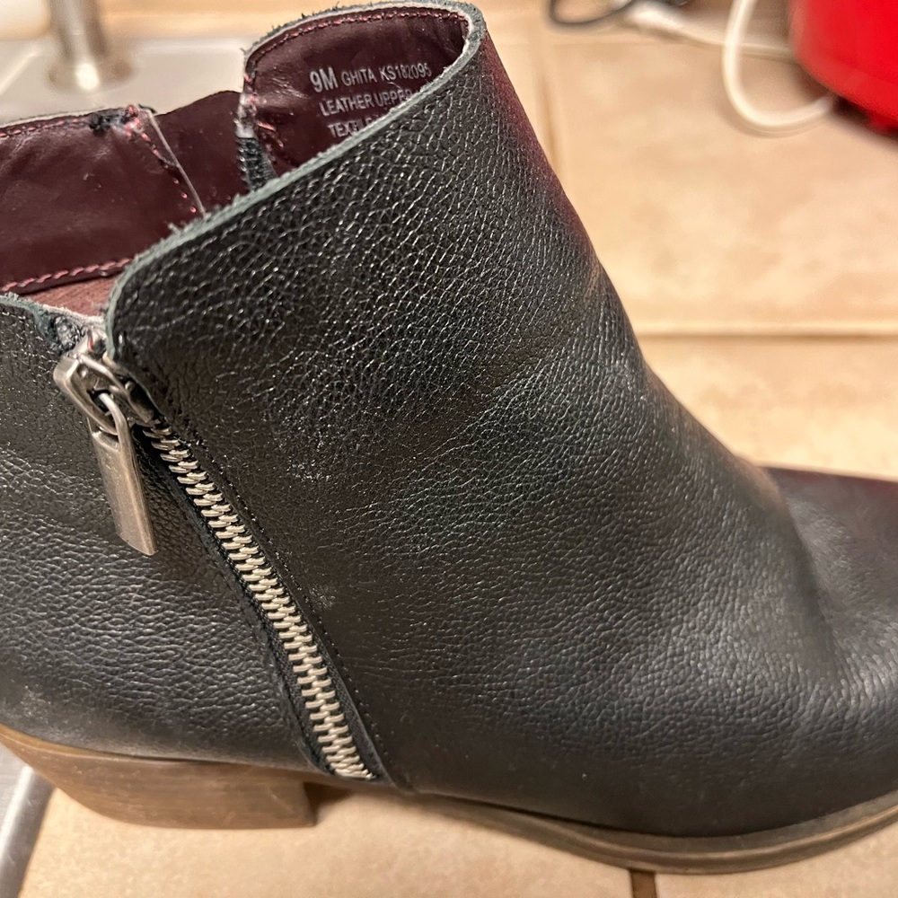 Kensie Ghita Black Women's Leather Casual Short Ankle Boots size 9M